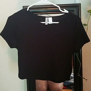 black h&m crop top